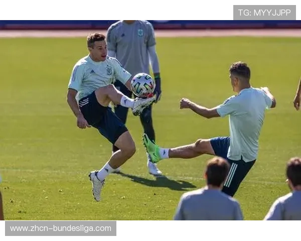 西班牙组合震撼亮相 创新动作反向翻腾三周半引全场惊叹 西班牙组合震撼亮相 创新动作反向翻腾三周半引全场惊叹