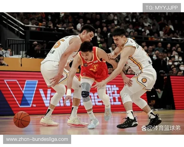 广厦布朗缺阵攻防失序，塔克12中2效率低下成溃败缩影